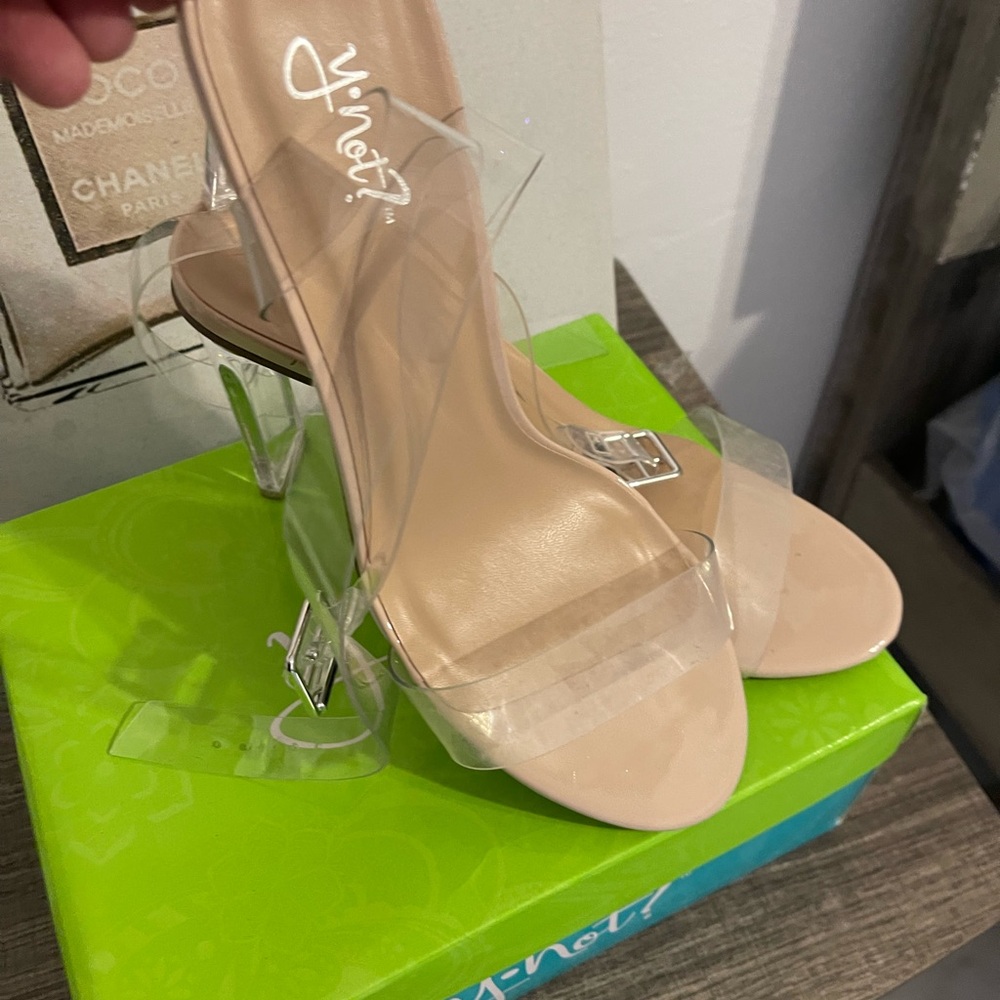 Women shoes